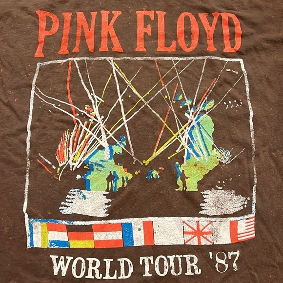 NWOT Pink Floyd Graphic Tee - Picture 2 of 2